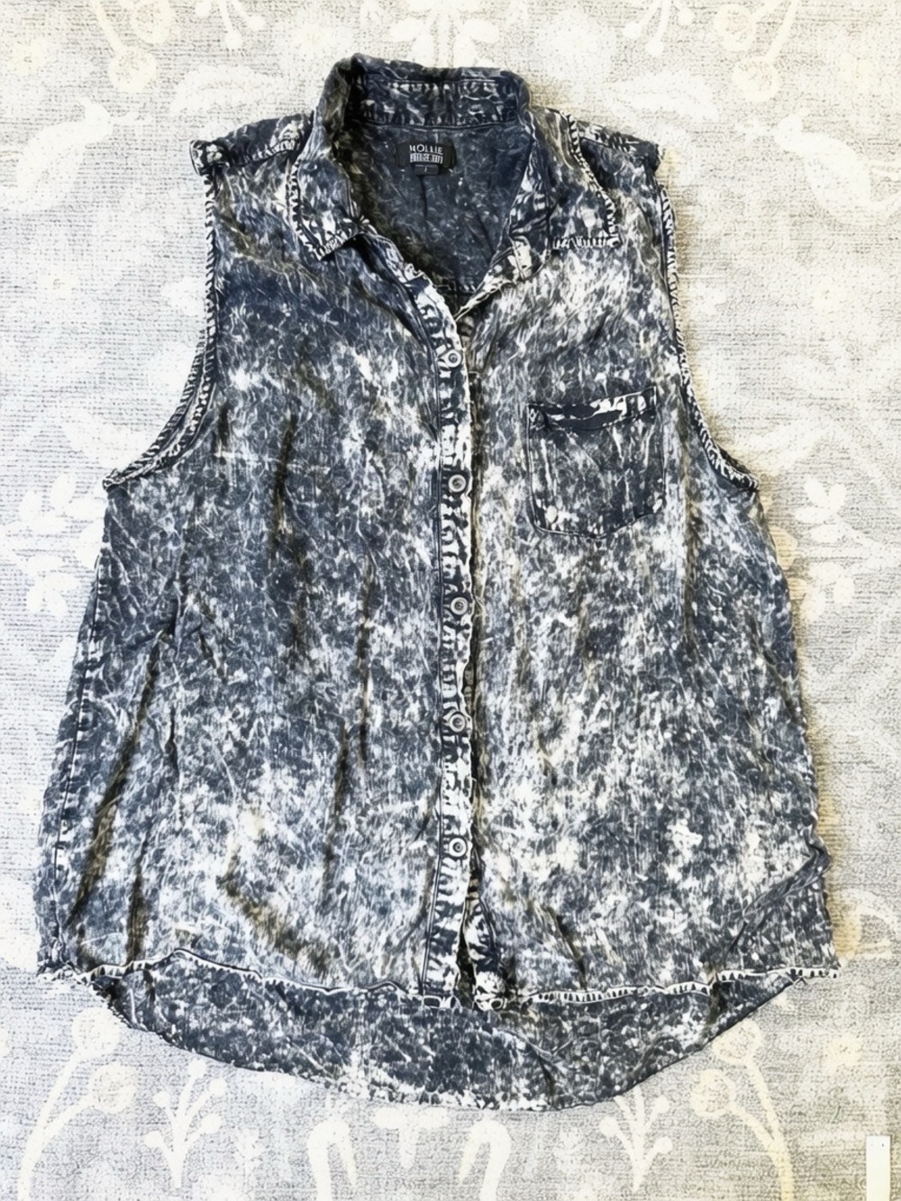 Nollie Women's Sleeveless Acid-Wash Button-Front Top - Black/White size L